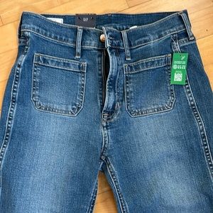Wide leg, front pocket jeans